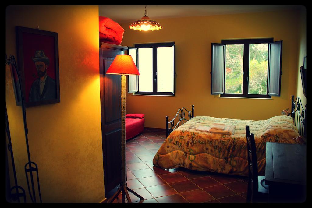 ריאלמונטה Villa Del Saraceno מראה חיצוני תמונה