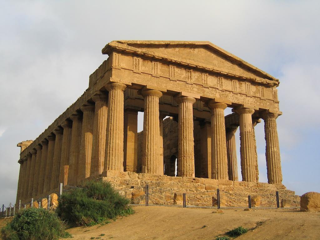 ריאלמונטה Villa Del Saraceno מראה חיצוני תמונה